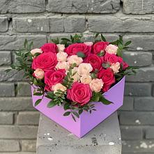 Цветочная композиция из Розы в коробке в Новосергиевской