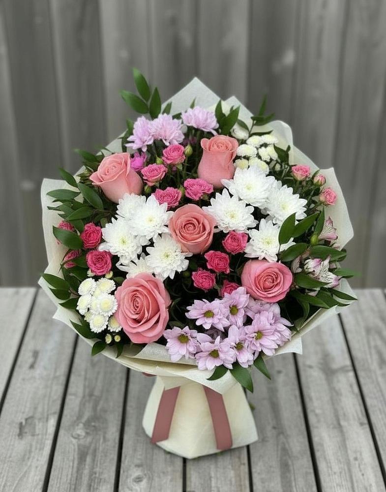 Букет цветов из: Альстромерии, Гвоздики, Розы и Хризантемы в Новосергиевской