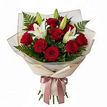 Букет цветов из:  Лилии и Розы в Новосергиевской