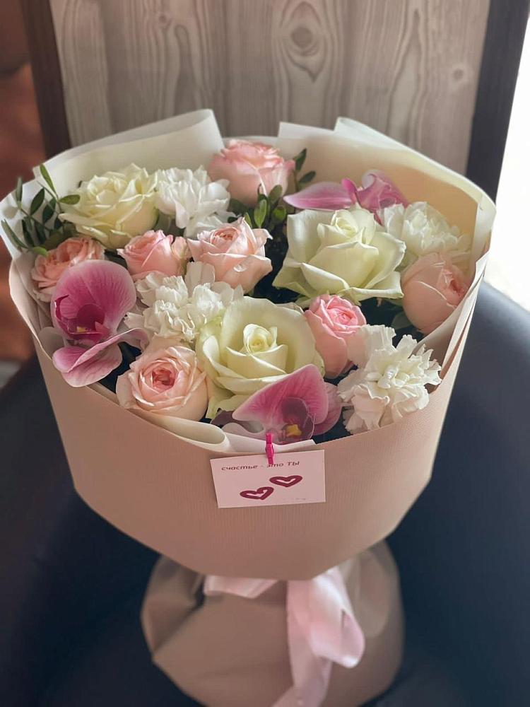 Букет цветов из: Орхидеи, Розы и Гвоздики в Новосергиевской