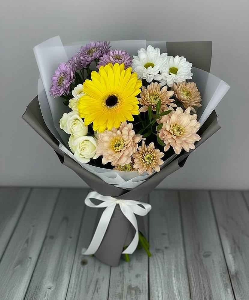 Букет цветов из: Розы, Герберы и Хризантемы в Новосергиевской
