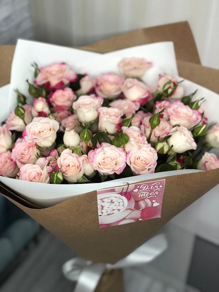 Букет цветов из: Розы в Новосергиевской