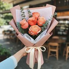 Букет цветов из:  Розы в Новосергиевской