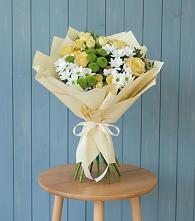 Букет цветов из:  Хризантемы и Розы в Новосергиевской