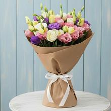 Букет цветов из:  Лизиантусы в Новосергиевской
